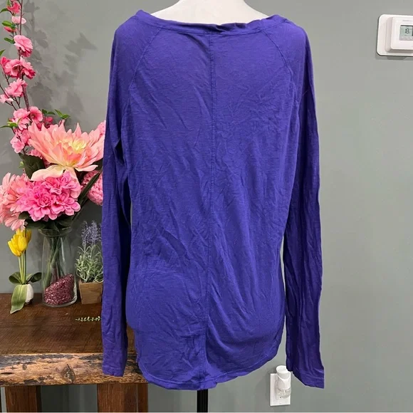 Splendid Long Sleeve - Picture 3 of 11